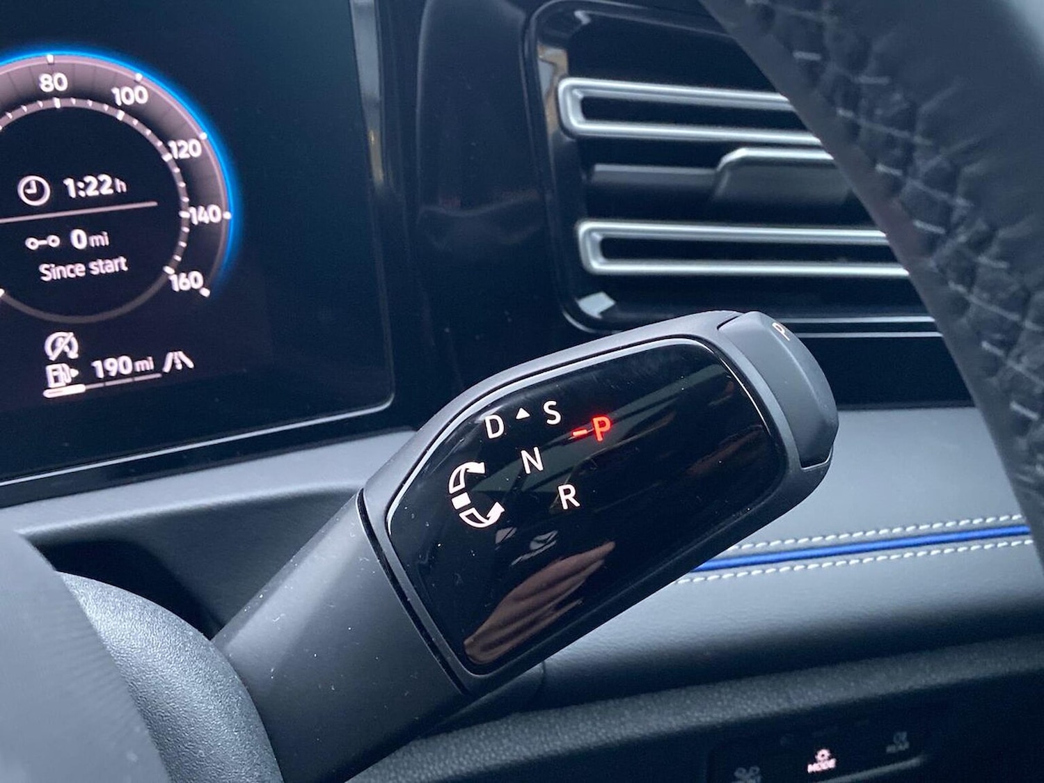 Used Volkswagen Tiguan 2025 for sale - 76951219: Photo 27