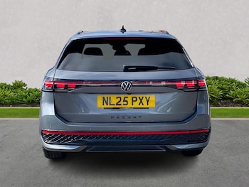 Used Volkswagen Passat 2025 for sale - 77832043: Photo