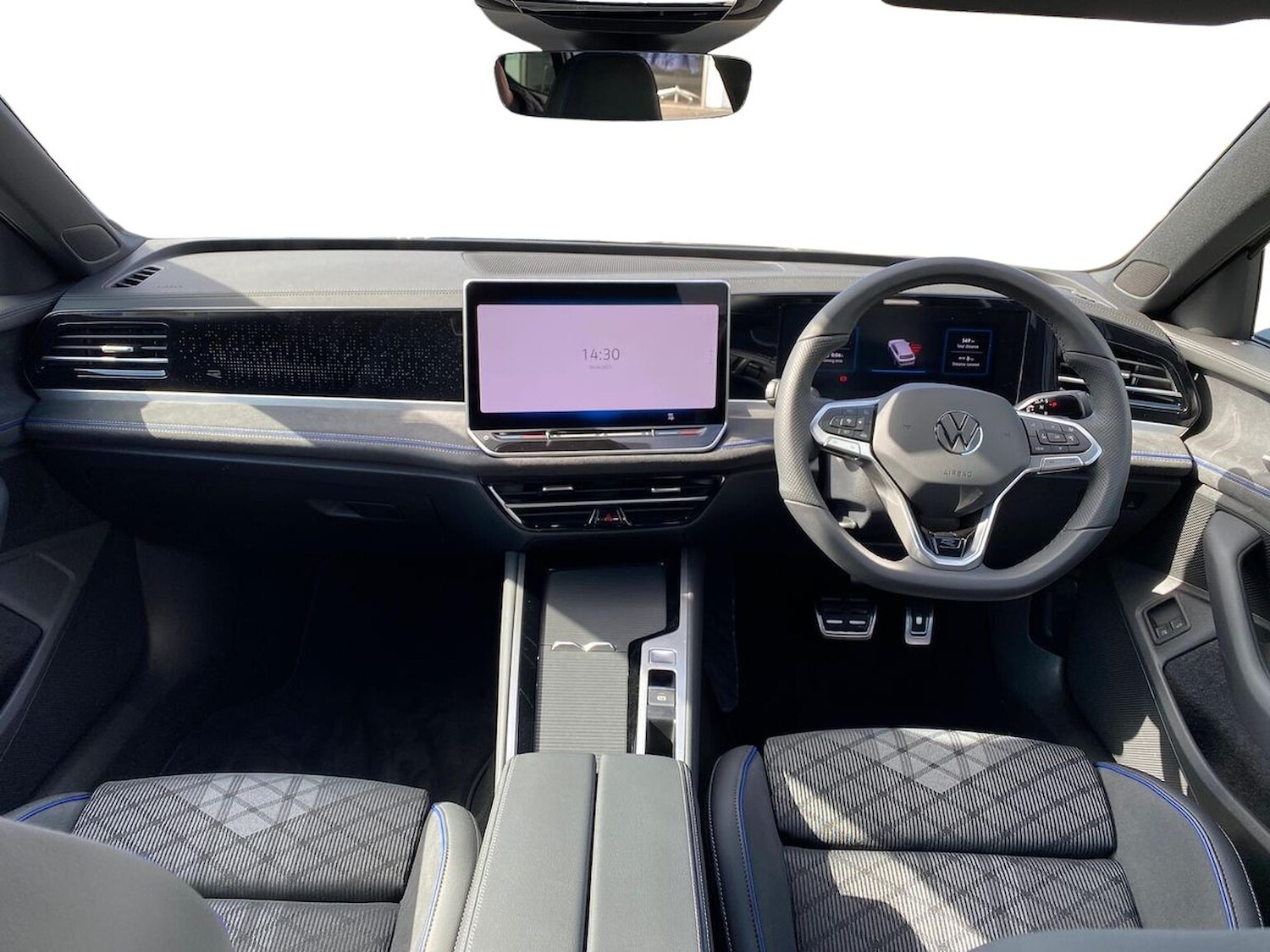 Used Volkswagen Passat 2025 for sale - 77832043: Photo 8