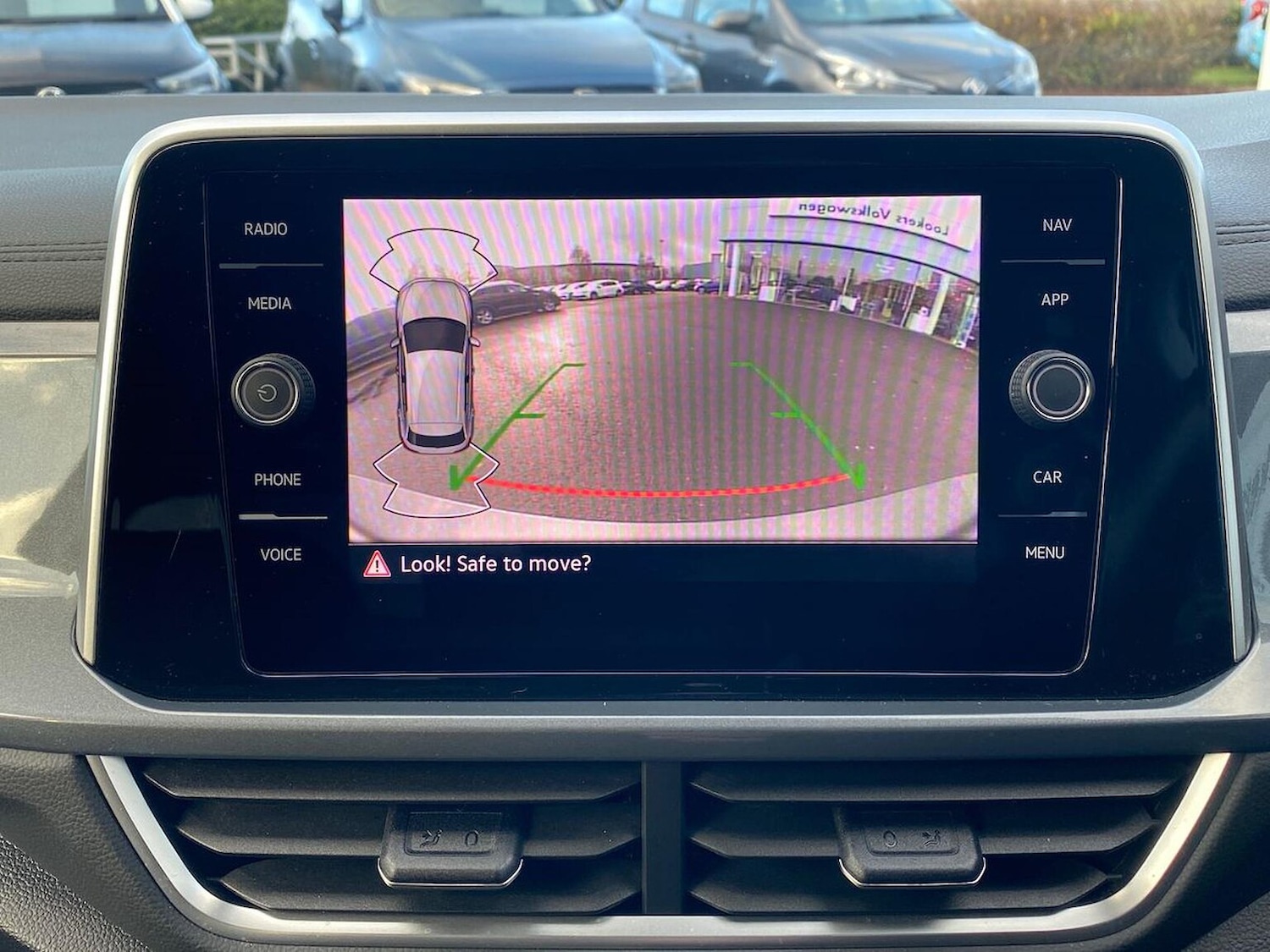 Used Volkswagen T-Roc 2022 for sale - 76637823: Photo 23