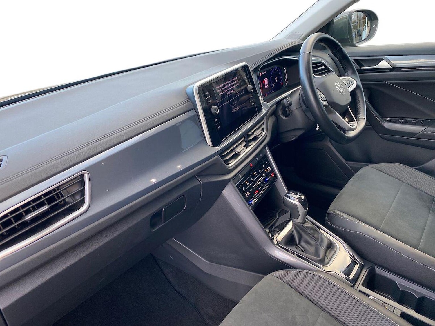 Used Volkswagen T-Roc 2022 for sale - 76637823: Photo 7