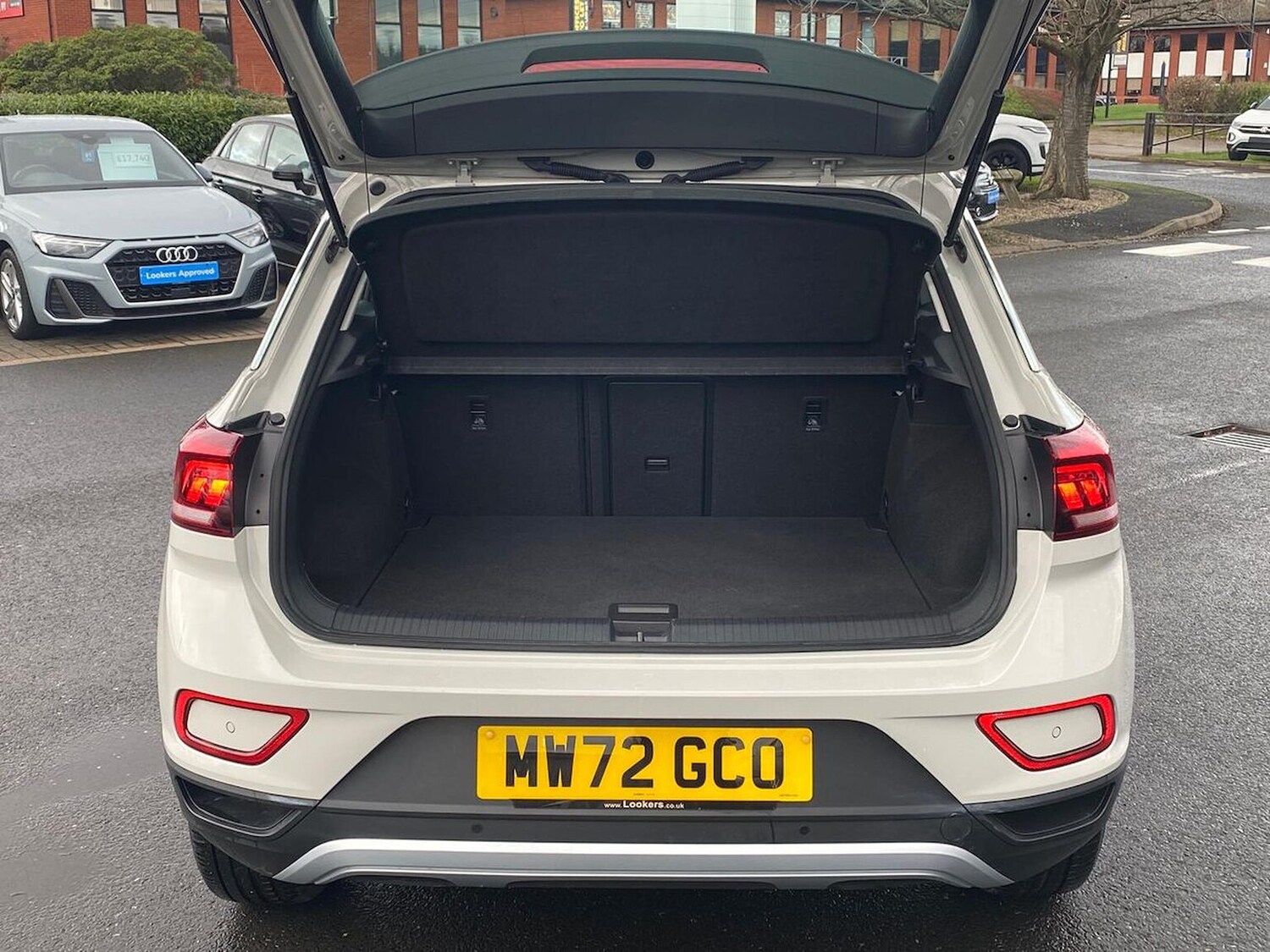 Used Volkswagen T-Roc 2022 for sale - 77001854: Photo 17