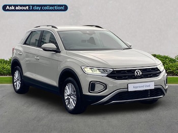 Used Volkswagen T-Roc 2022 for sale - 77001854: Photo