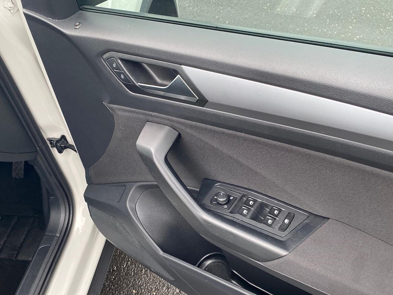 Used Volkswagen T-Roc 2022 for sale - 77001854: Photo 21