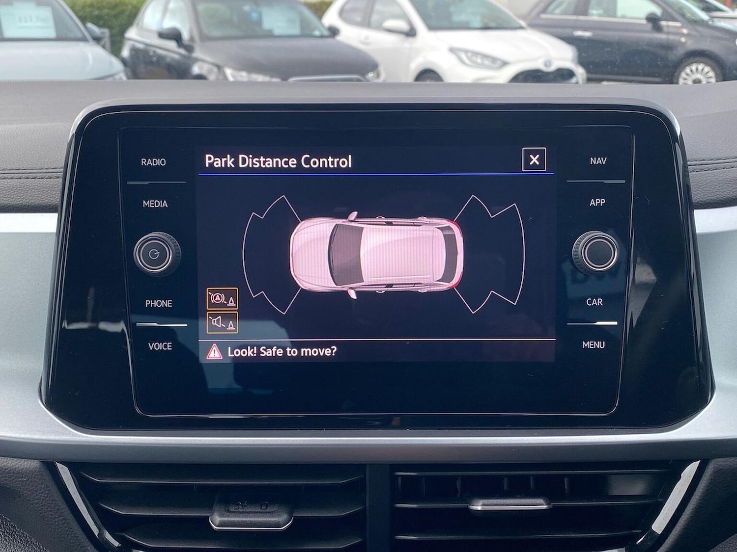 Used Volkswagen T-Roc 2022 for sale - 77001854: Photo 23