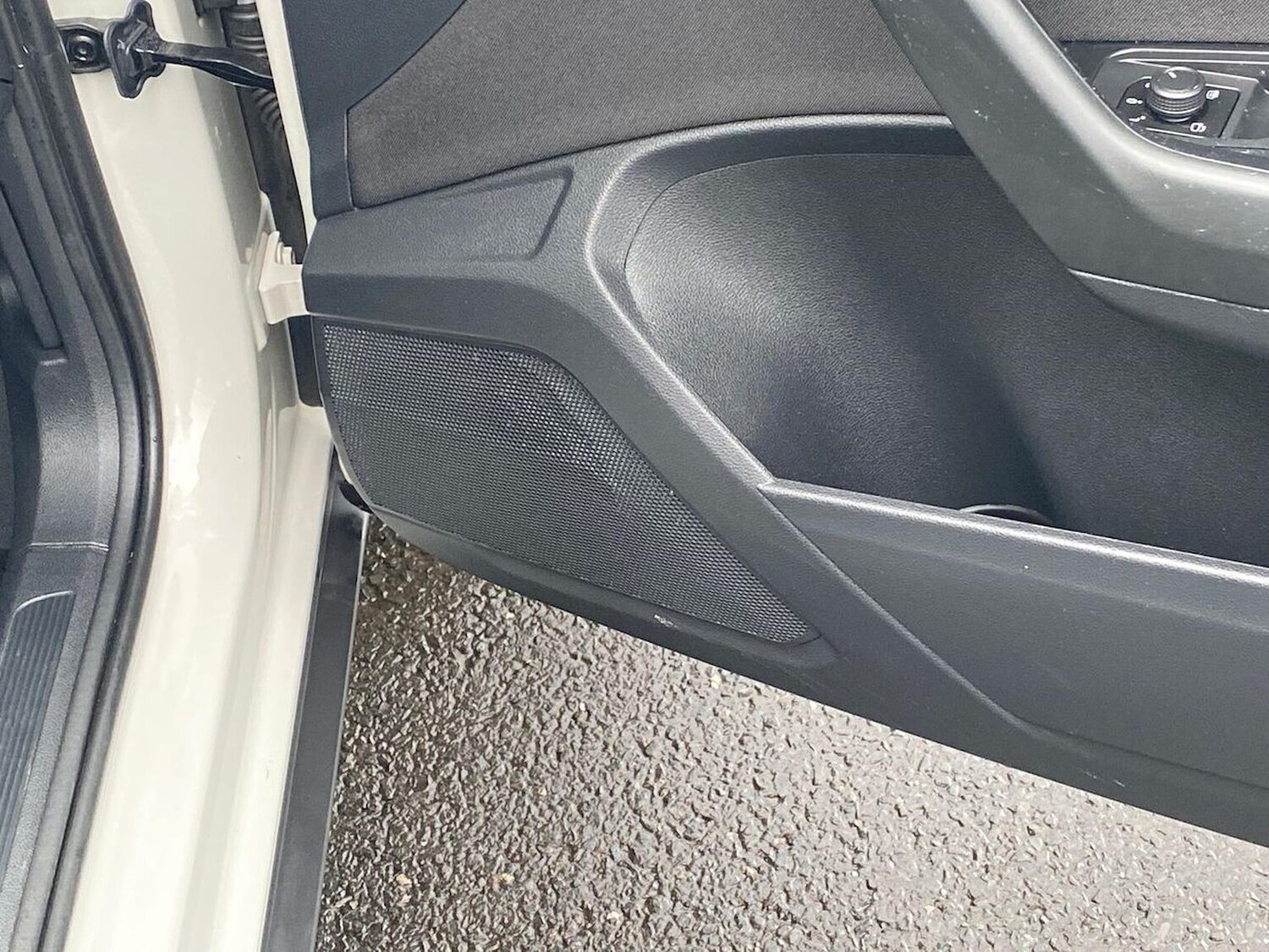 Used Volkswagen T-Roc 2022 for sale - 77001854: Photo 29