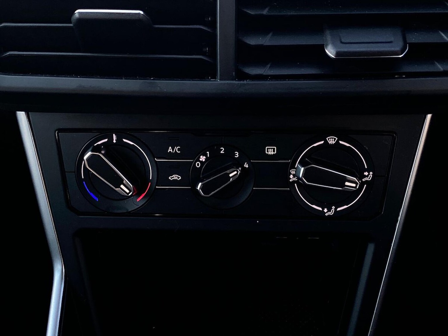 Used Volkswagen Polo 2021 for sale - 76643659: Photo 12