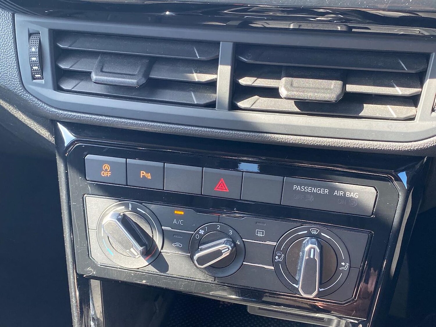 Used Volkswagen T-Cross 2023 for sale - 78195018: Photo 12