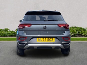 Used Volkswagen T-Roc 2023 for sale - 78897658: Photo