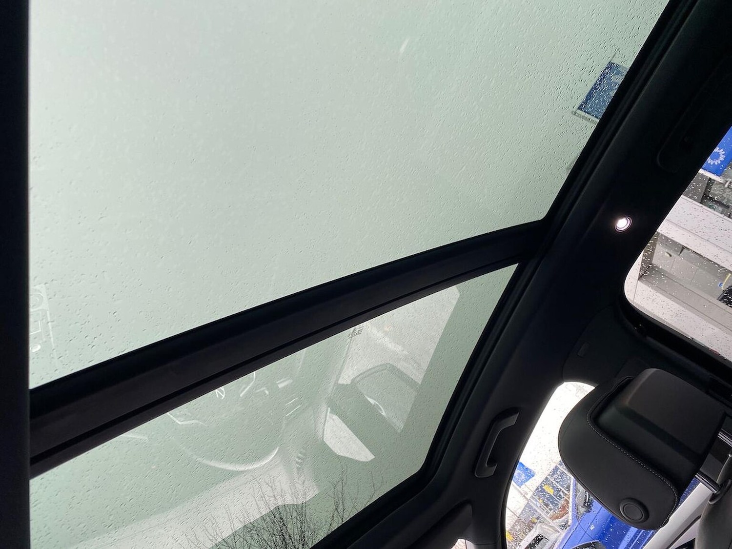 Used Volkswagen Touareg 2022 for sale - 76637820: Photo 31