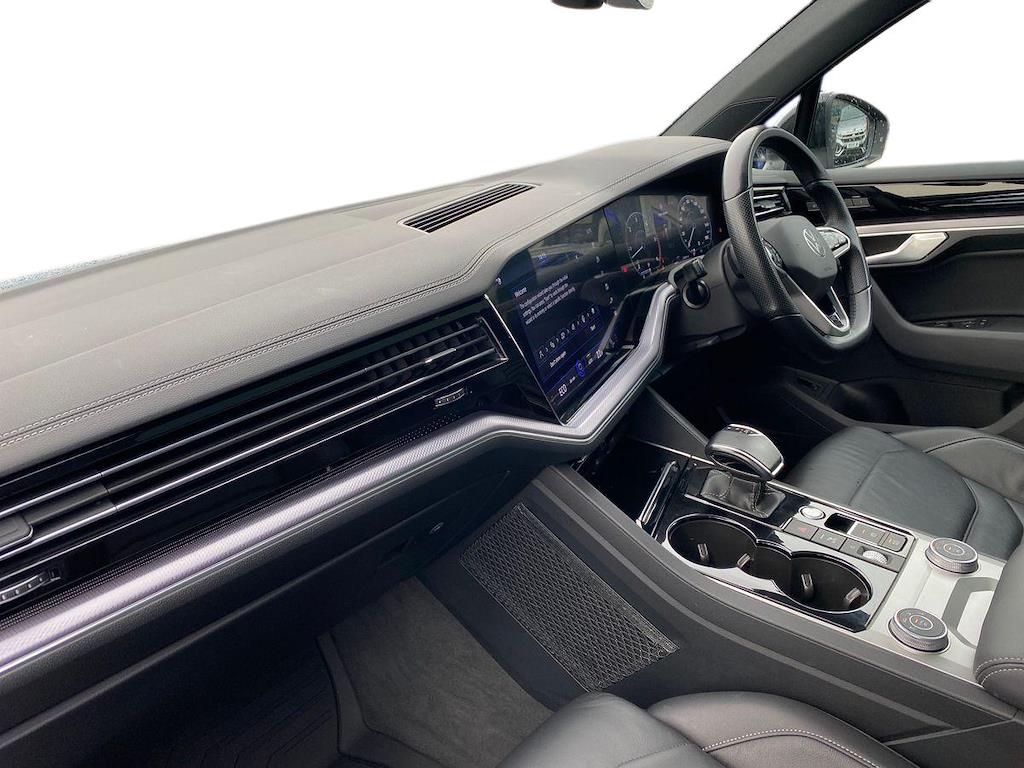 Used Volkswagen Touareg 2022 for sale - 76637820: Photo 7