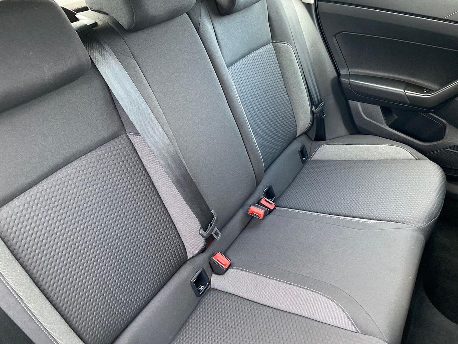 Used Volkswagen Polo 2022 for sale - 76809425: Photo 16