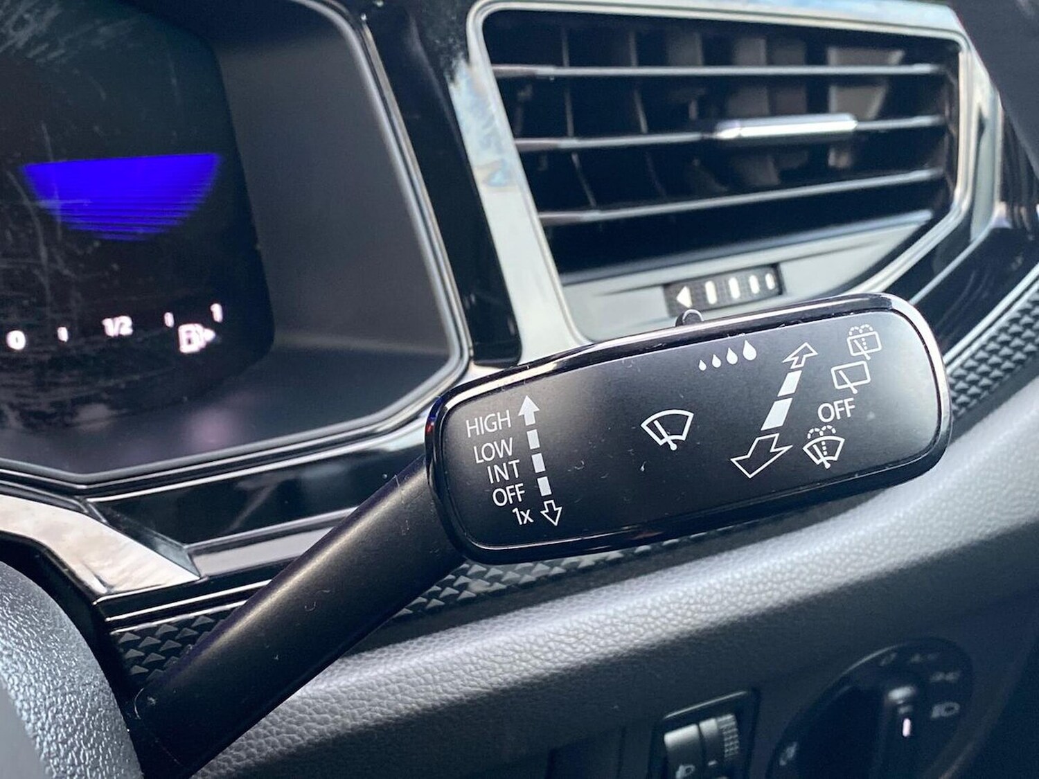 Used Volkswagen Polo 2022 for sale - 76809425: Photo 25