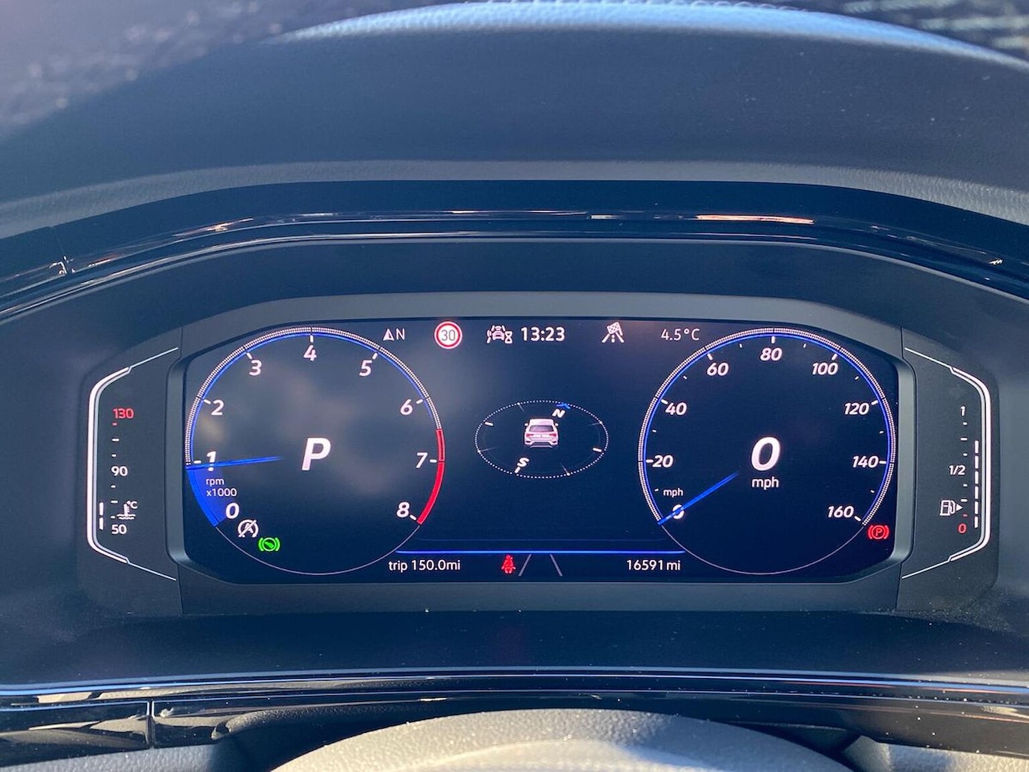 Used Volkswagen T-Roc 2023 for sale - 76821697: Photo 10