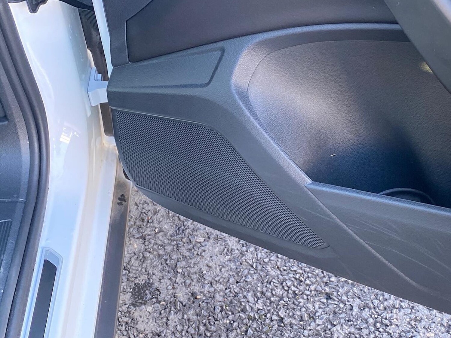 Used Volkswagen T-Roc 2023 for sale - 76821697: Photo 30