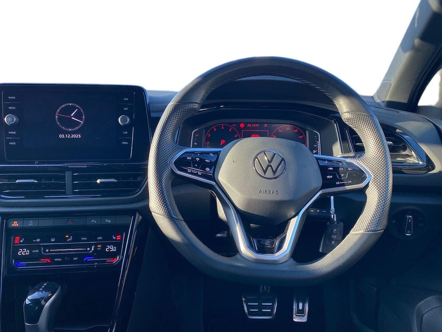 Used Volkswagen T-Roc 2023 for sale - 76821697: Photo 9