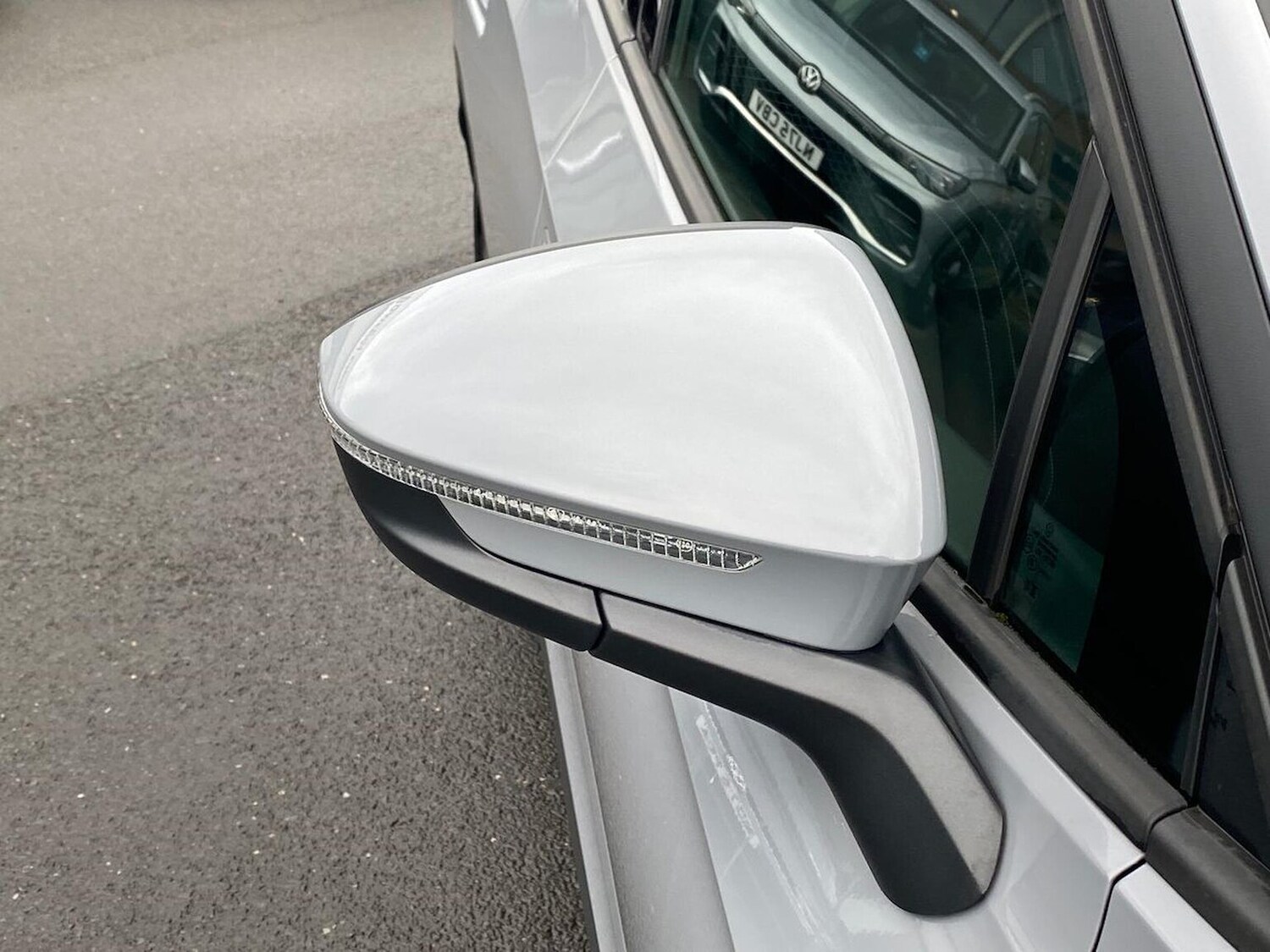 Used Volkswagen ID.4 2023 for sale - 77001856: Photo 37