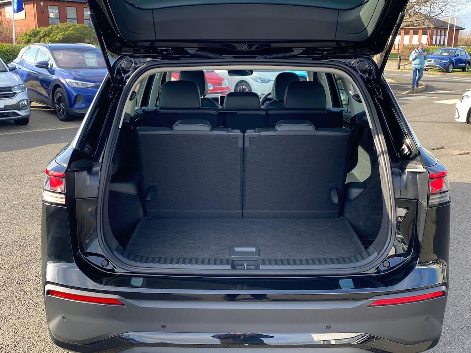 Used Volkswagen Touran 2025 for sale - 77896233: Photo 17