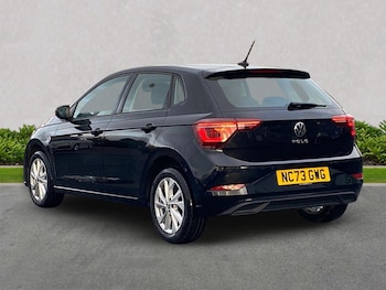 Used Volkswagen Polo 2024 for sale - 76832045: Photo