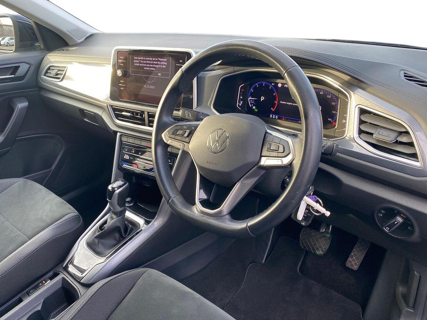 Used Volkswagen T-Roc 2022 for sale - 76986995: Photo 15