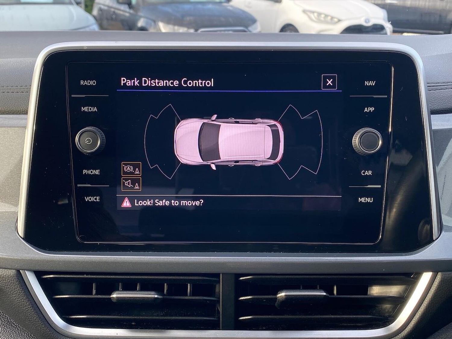 Used Volkswagen T-Roc 2022 for sale - 76986995: Photo 23