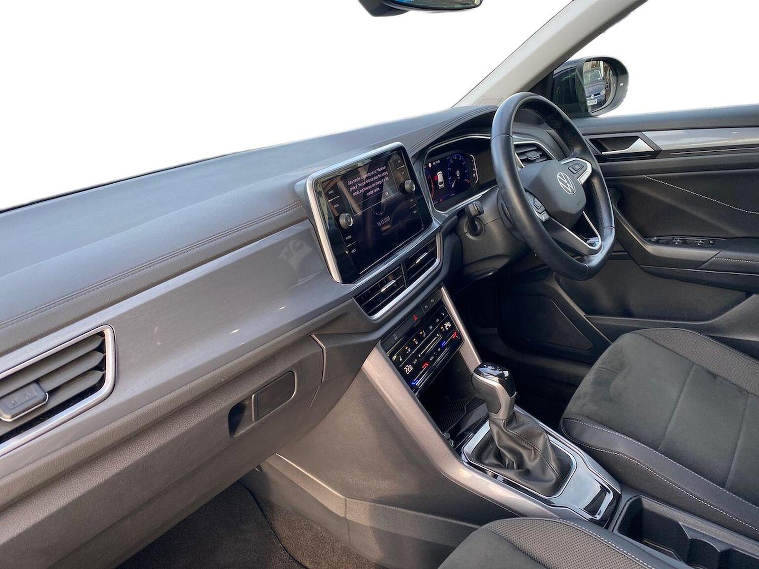 Used Volkswagen T-Roc 2022 for sale - 76986995: Photo 7