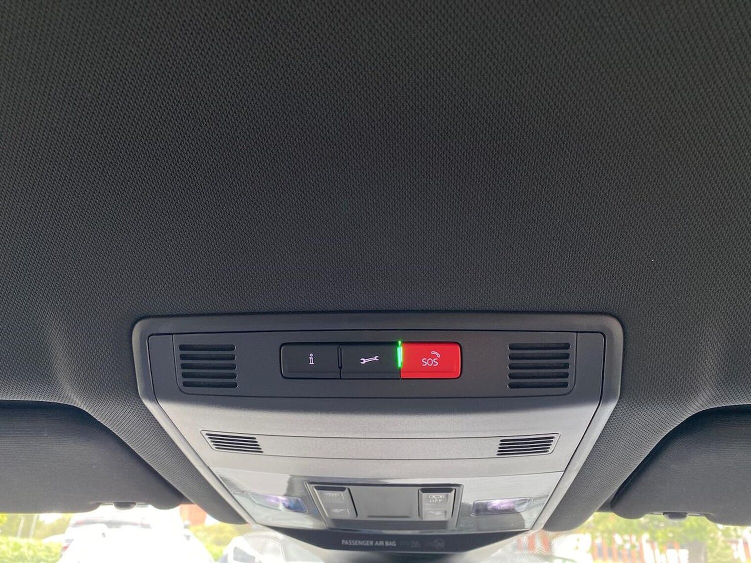 Used Volkswagen T-Roc 2023 for sale - 75971025: Photo 14