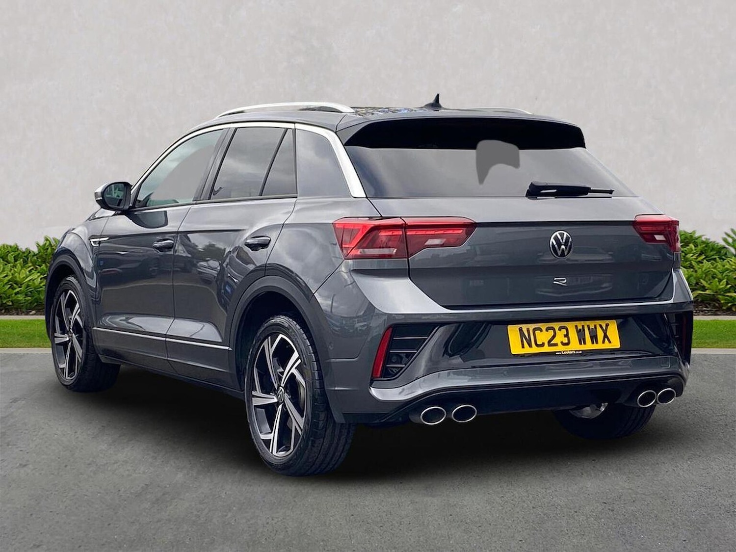 Used Volkswagen T-Roc 2023 for sale - 75971025: Photo 2