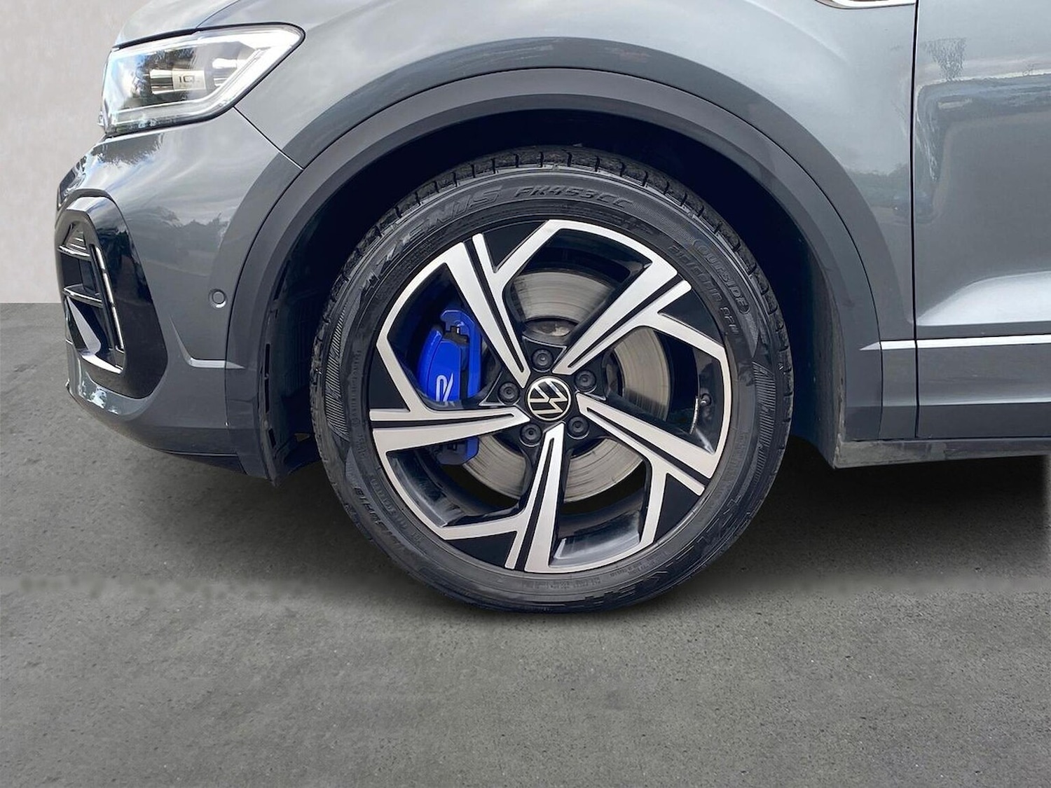Used Volkswagen T-Roc 2023 for sale - 75971025: Photo 6