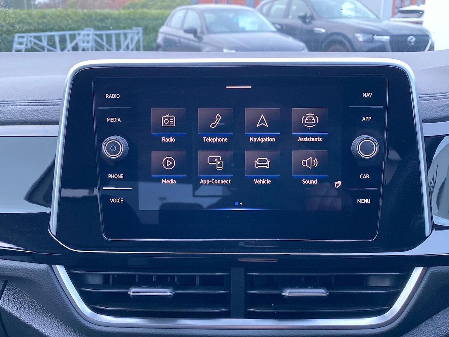 Used Volkswagen T-Roc 2022 for sale - 77688005: Photo 11