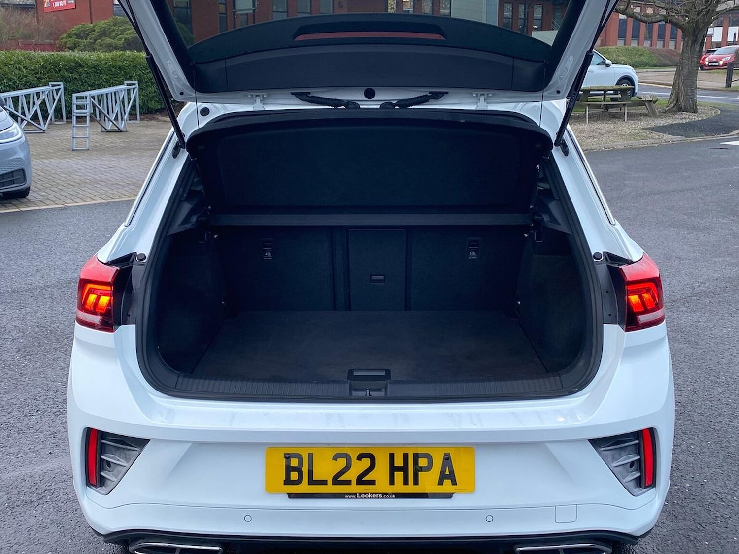 Used Volkswagen T-Roc 2022 for sale - 77688005: Photo 17