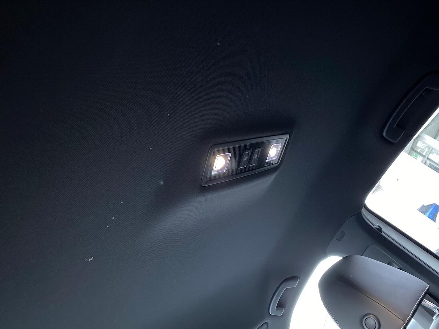 Used Volkswagen T-Roc 2022 for sale - 77688005: Photo 27