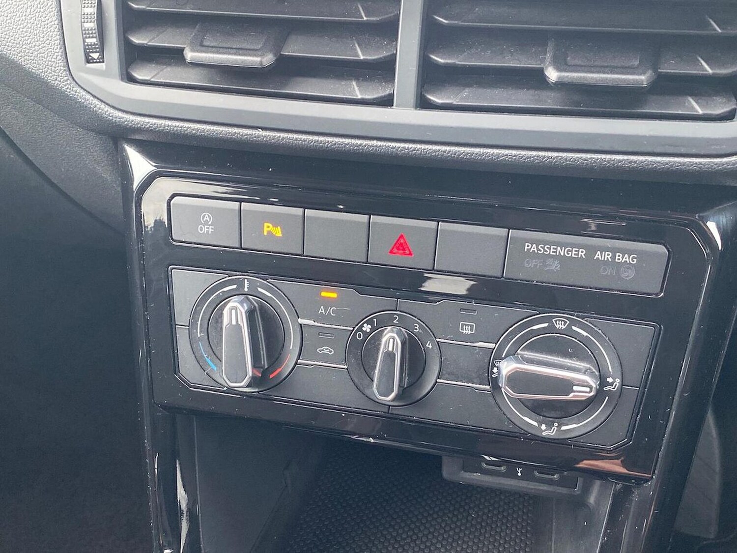 Used Volkswagen T-Cross 2022 for sale - 76206093: Photo 12