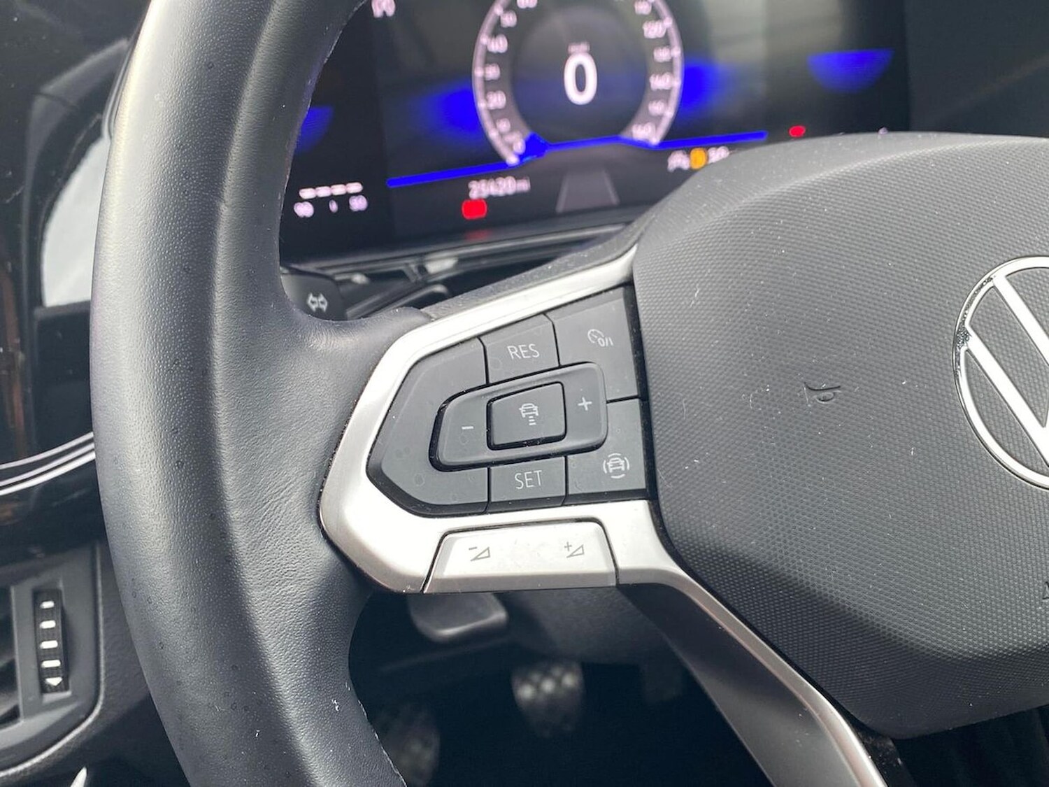 Used Volkswagen T-Cross 2022 for sale - 76206093: Photo 25