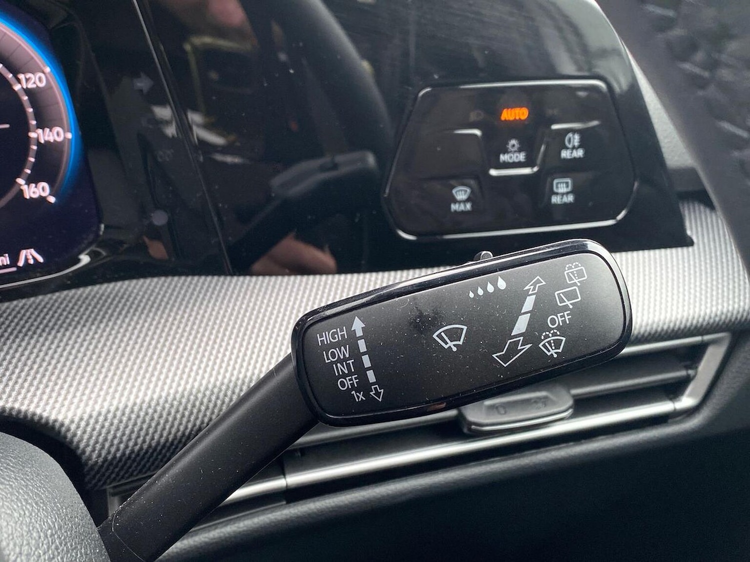 Used Volkswagen Golf 2025 for sale - 78176530: Photo 27