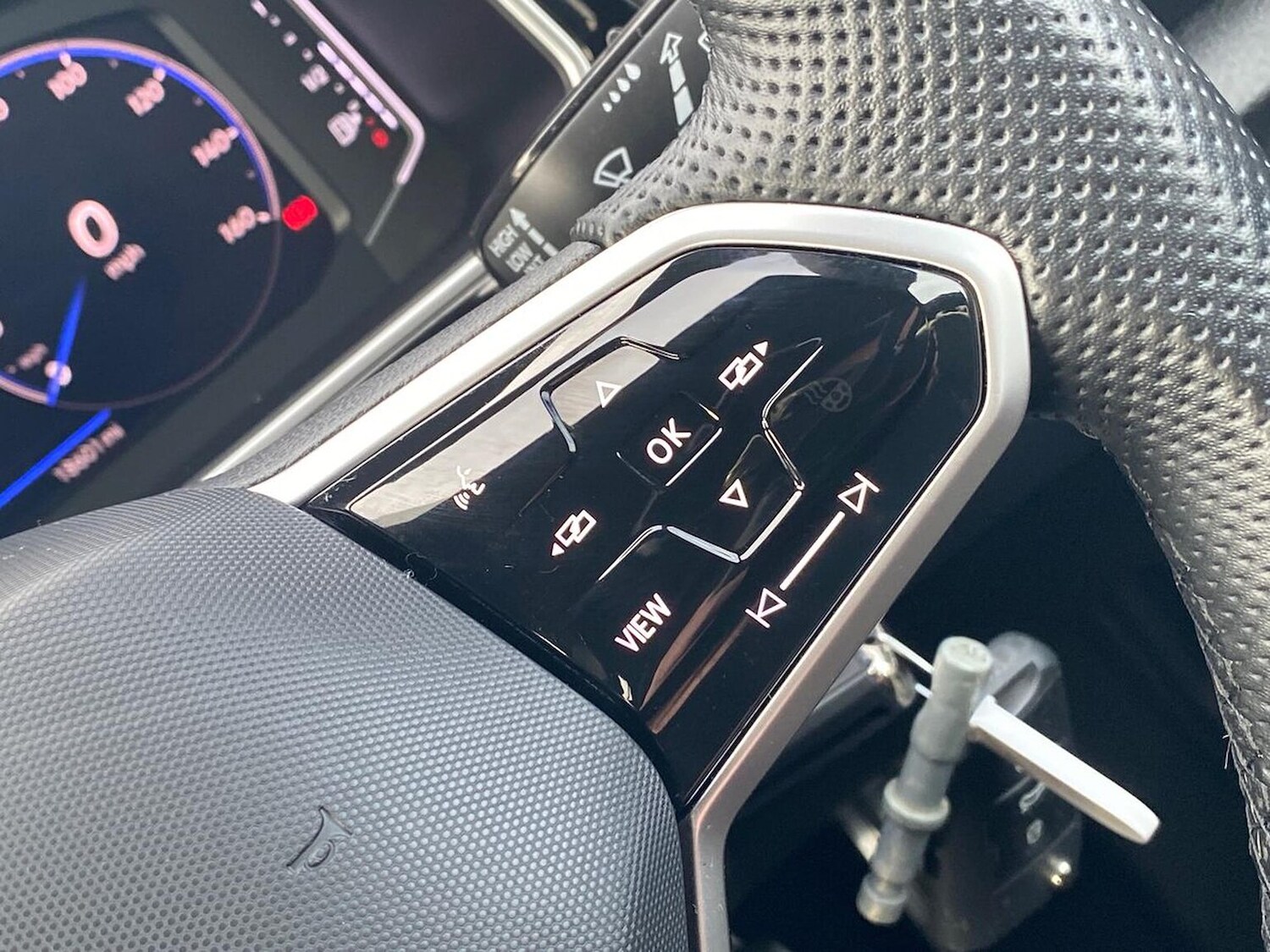 Used Volkswagen T-Roc 2022 for sale - 76571031: Photo 25