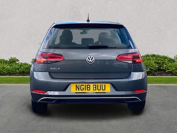 Used Volkswagen Golf 2018 for sale - 78379671: Photo