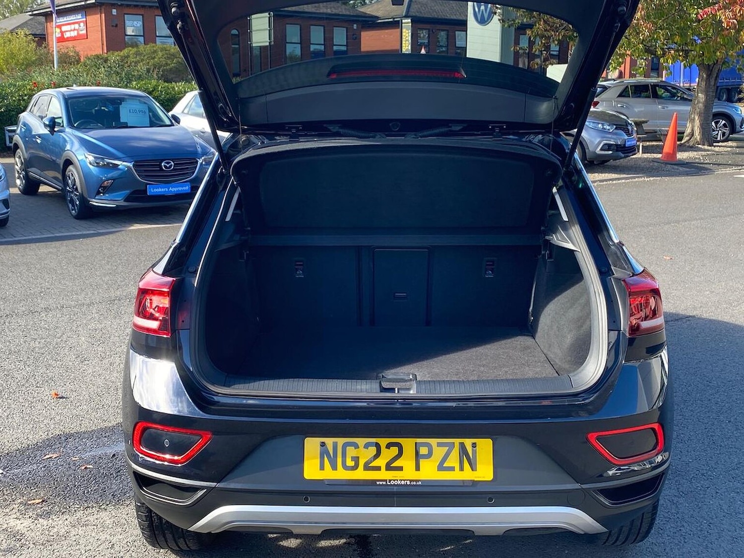 Used Volkswagen T-Roc 2022 for sale - 76187049: Photo 17