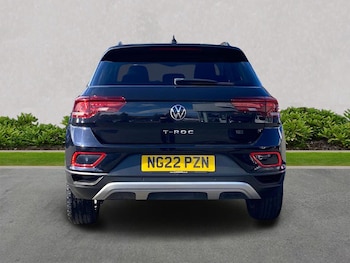 Used Volkswagen T-Roc 2022 for sale - 76187049: Photo 4