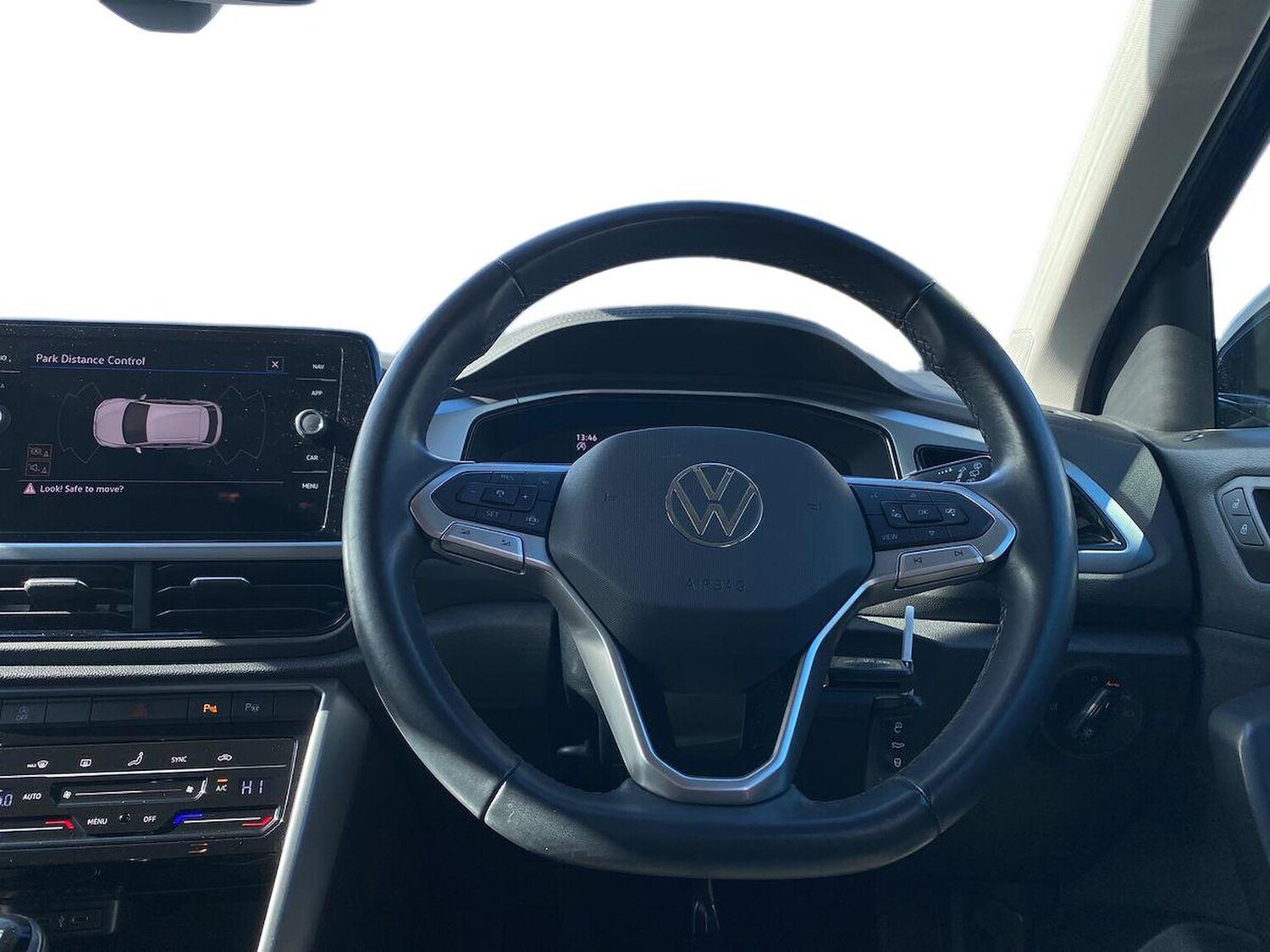 Used Volkswagen T-Roc 2022 for sale - 76187049: Photo 9