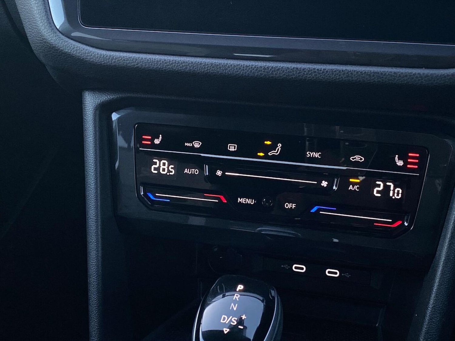 Used Volkswagen Tiguan Allspace 2023 for sale - 76785235: Photo 12