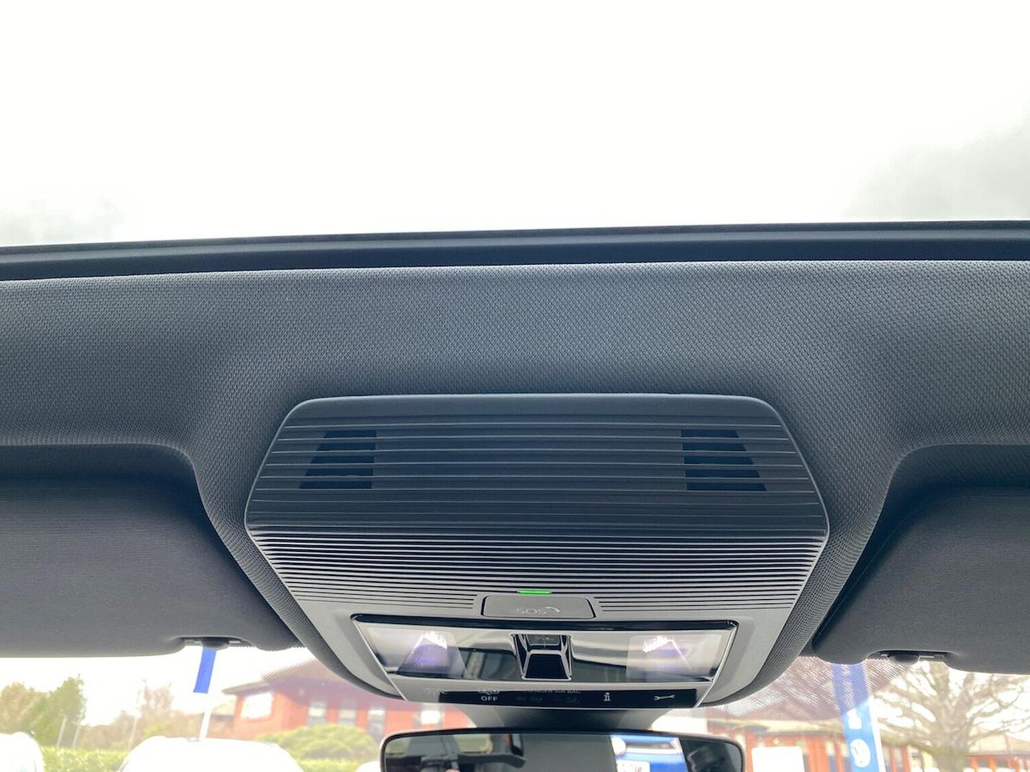 Used Volkswagen ID.4 2022 for sale - 78026114: Photo 14