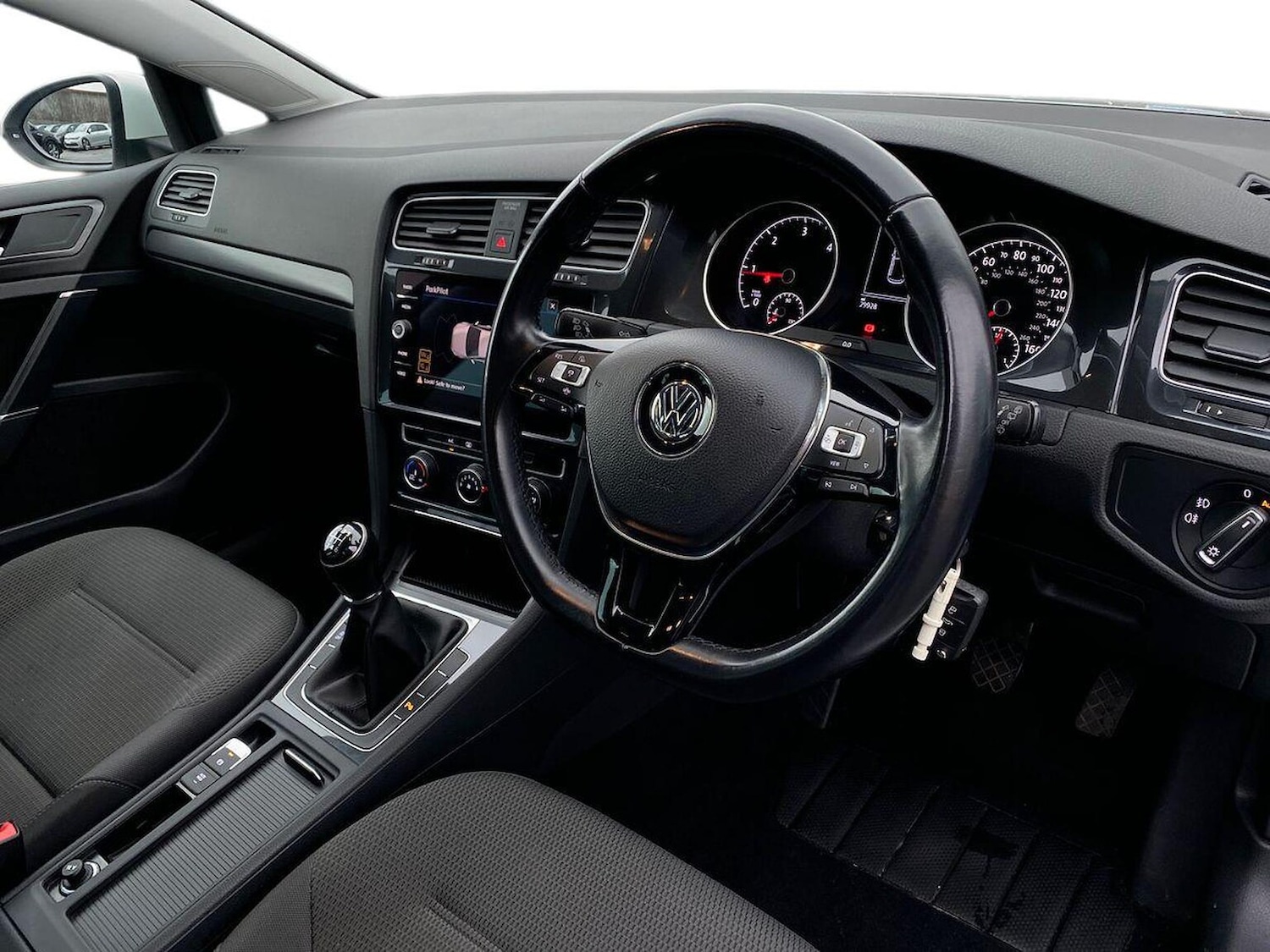 Used Volkswagen Golf 2019 for sale - 77034662: Photo 15