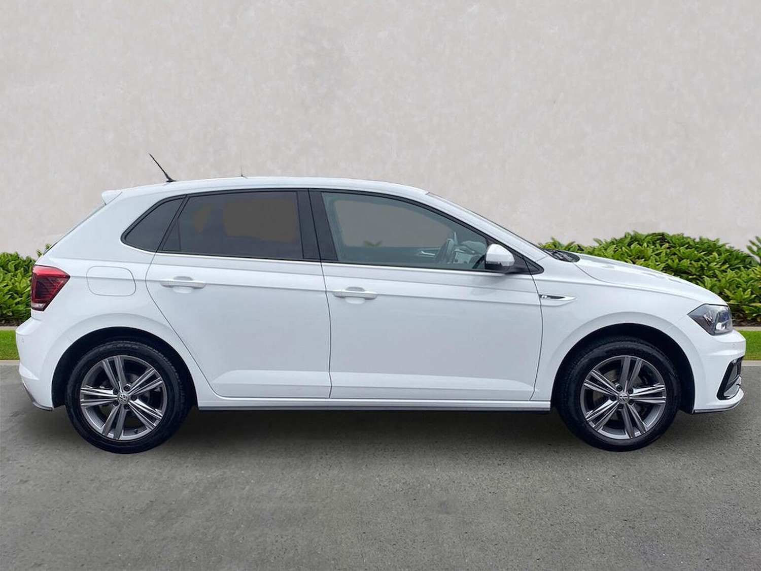 Used Volkswagen Polo 2019 for sale - 76313843: Photo 3