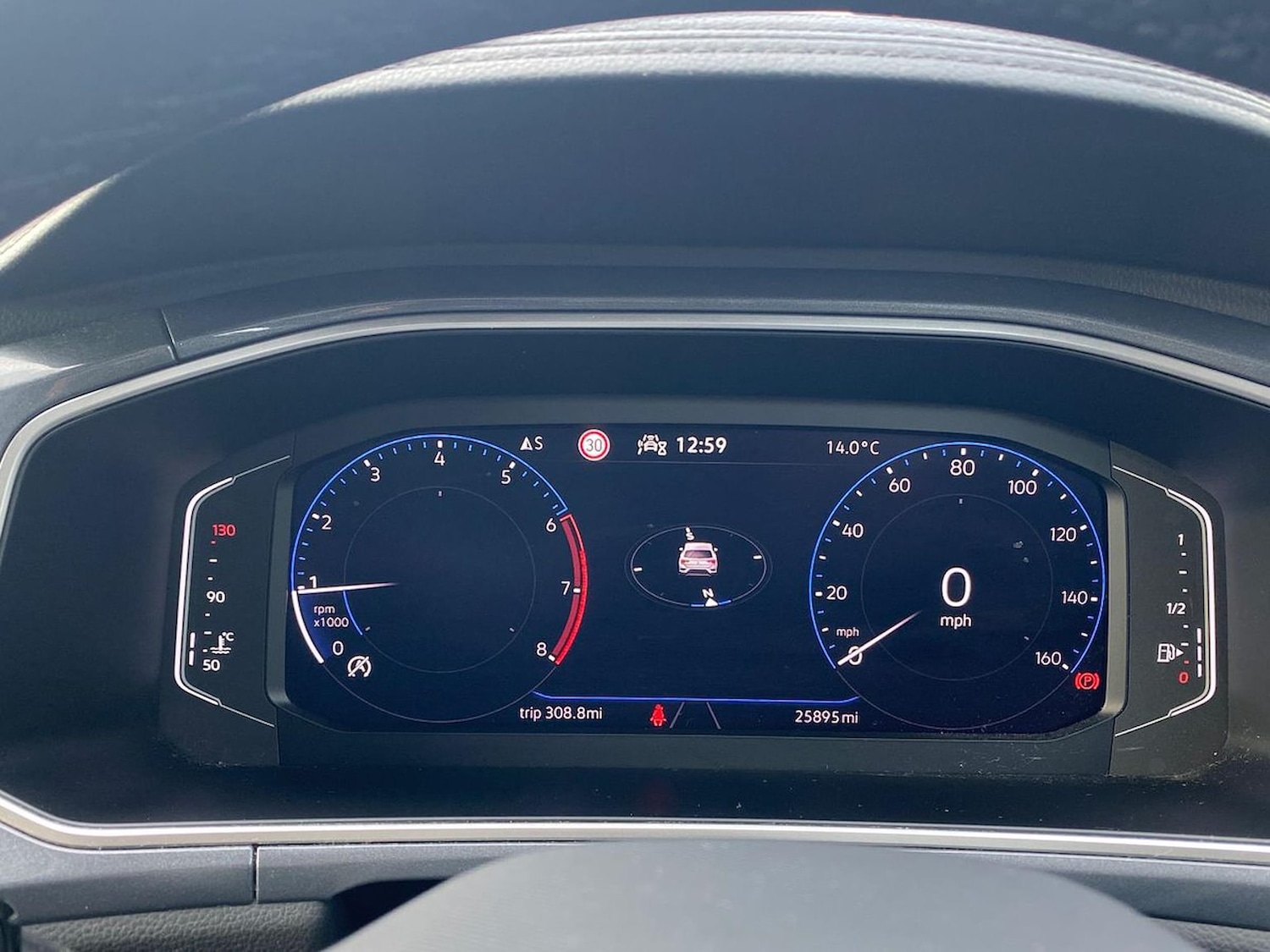 Used Volkswagen T-Roc 2023 for sale - 76492360: Photo 10