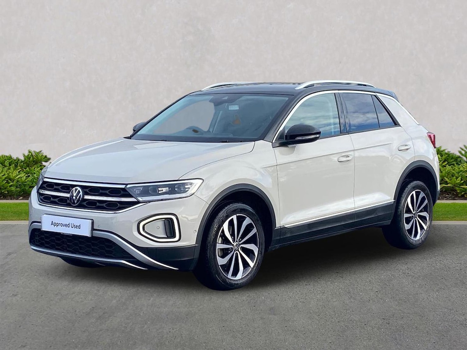 Used Volkswagen T-Roc 2023 for sale - 76492360: Photo 20