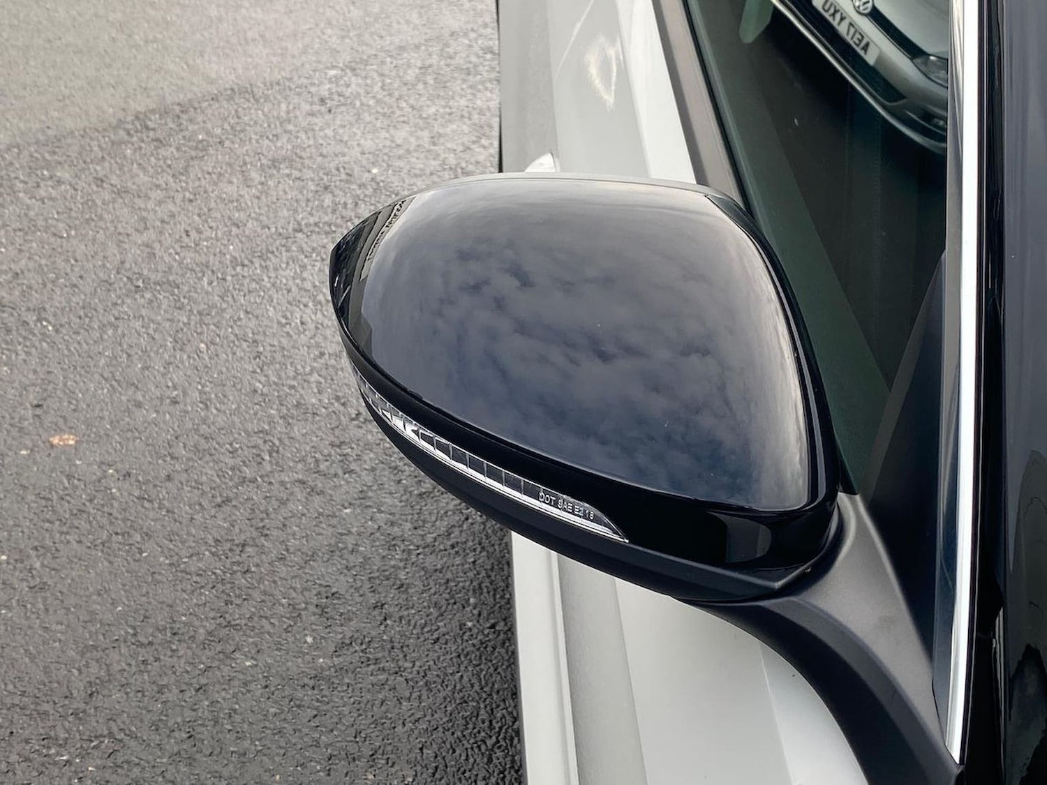 Used Volkswagen T-Roc 2023 for sale - 76492360: Photo 37