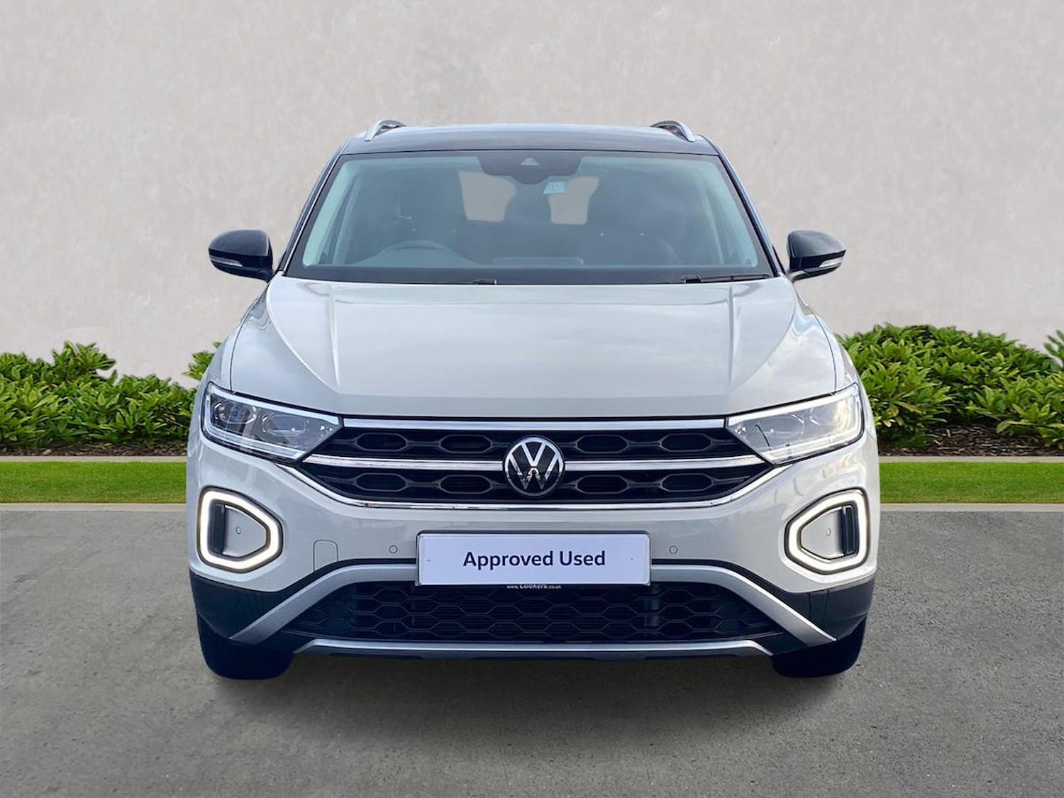 Used Volkswagen T-Roc 2023 for sale - 76492360: Photo 5