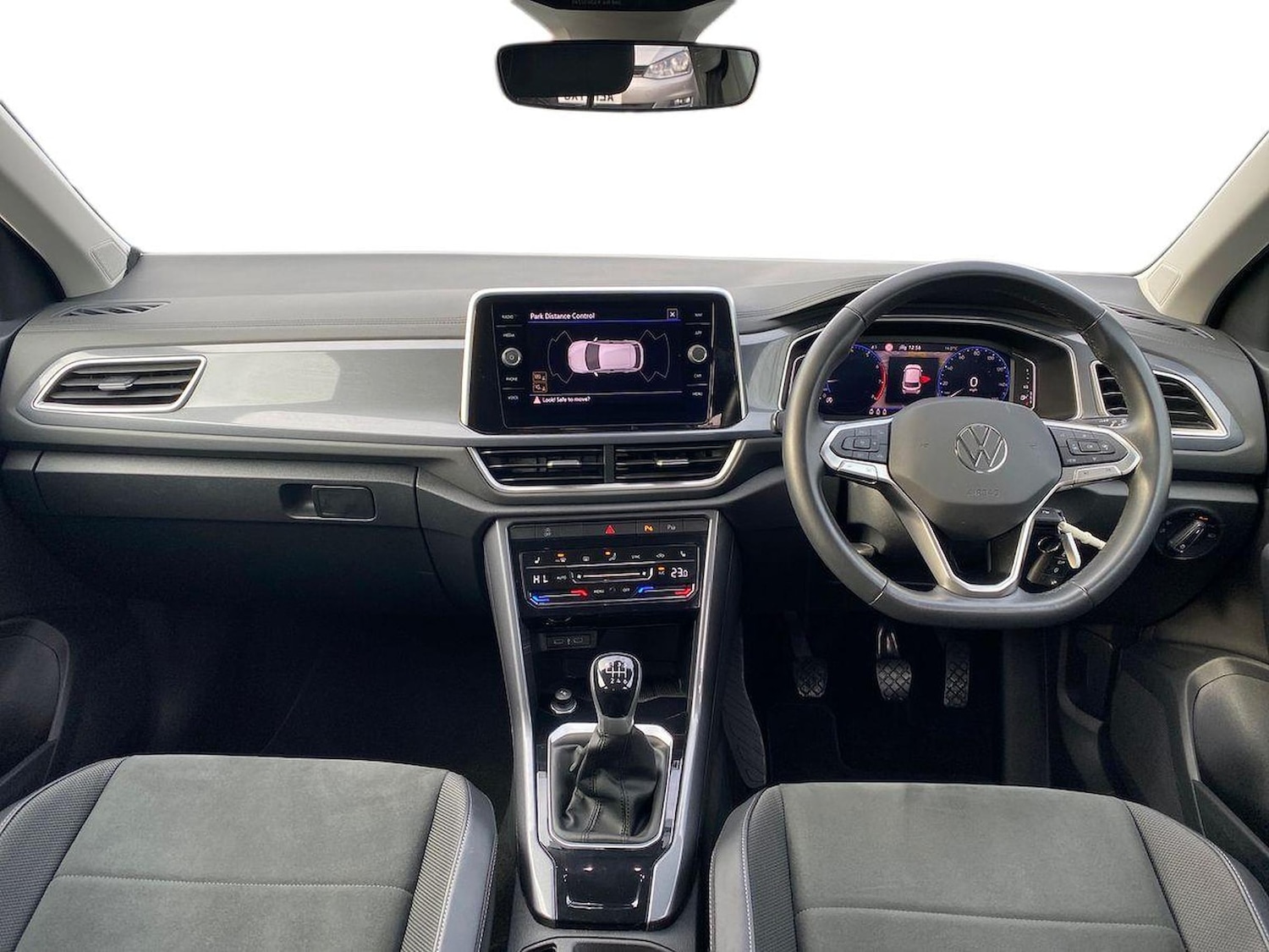 Used Volkswagen T-Roc 2023 for sale - 76492360: Photo 8