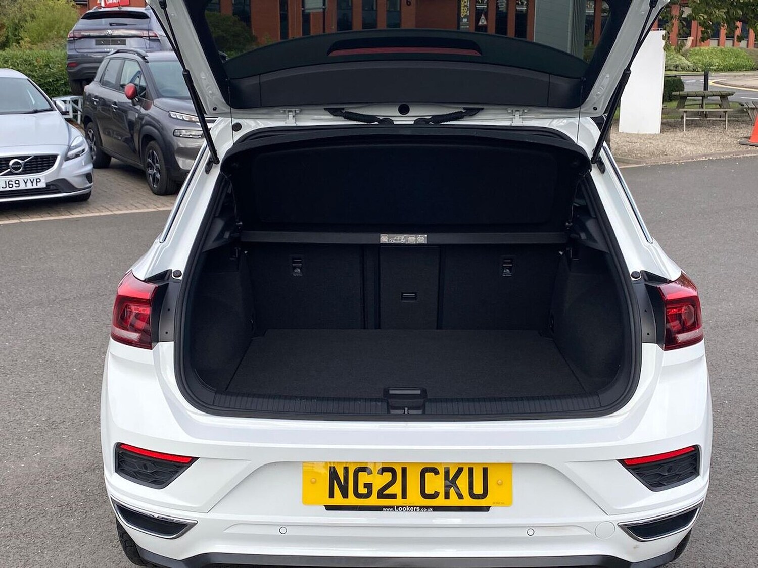 Used Volkswagen T-Roc 2021 for sale - 76011094: Photo 17